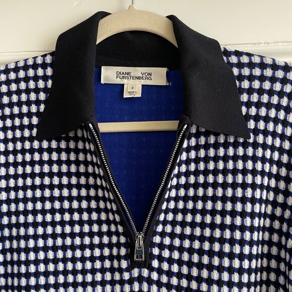 Diane Von Furstenberg Collared Knit Shirt Zipper Short Sleeve - Size Medium - Picture 6 of 6